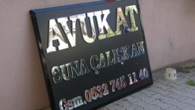 Avukat Tabela: Hukuk Ofisinizi En İyi Şekilde Tanıtan Tabela Çözümleri